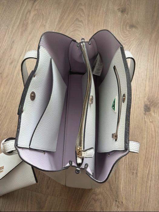 Torebka guess model ‘BRENTON GIRLFRIEND’