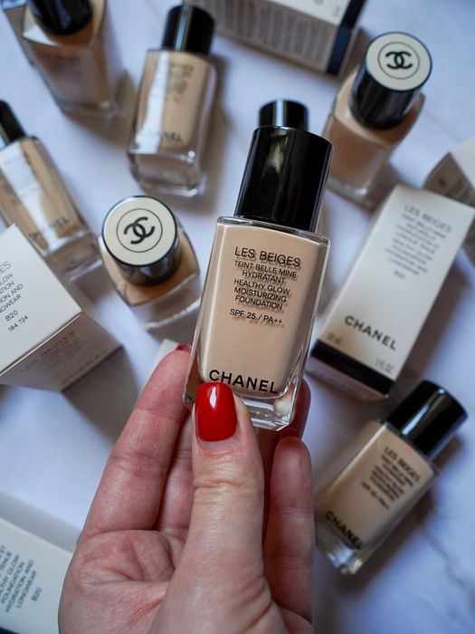 Тональний крем (флюїд) Chanel Les Beiges Healthy Glow Foundation