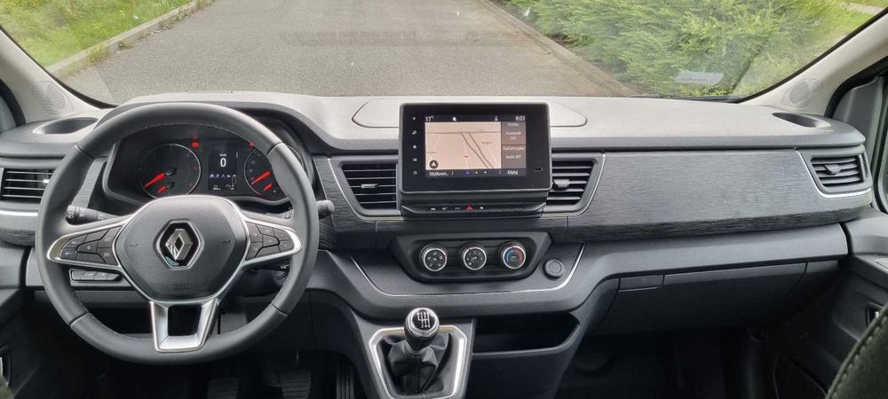Wypożyczalnia wynajem busów busa 8, 9 os - Renault Trafic NOWY 2024