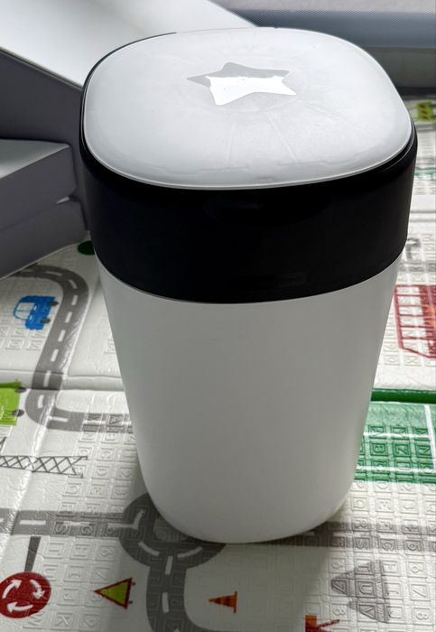 Kosz na pieluchy pampersy Tommy Tippe Sangenic Twist