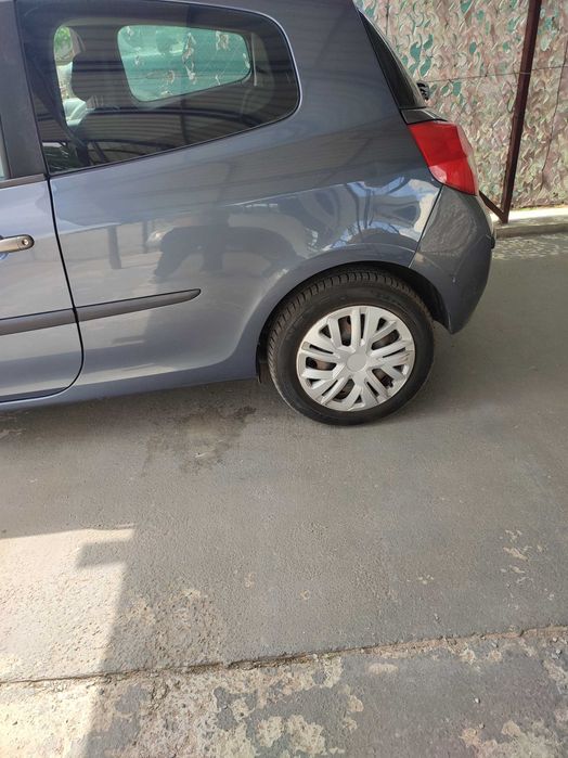 Продам Рено клио 1.5 дизель