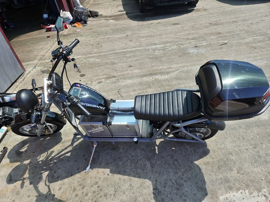 Електро мопед, скутер