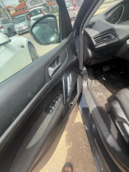 Peugeot 308 SW 1.5 BlueHDi Automático 2018 | 280.000 km | Oportunidade
