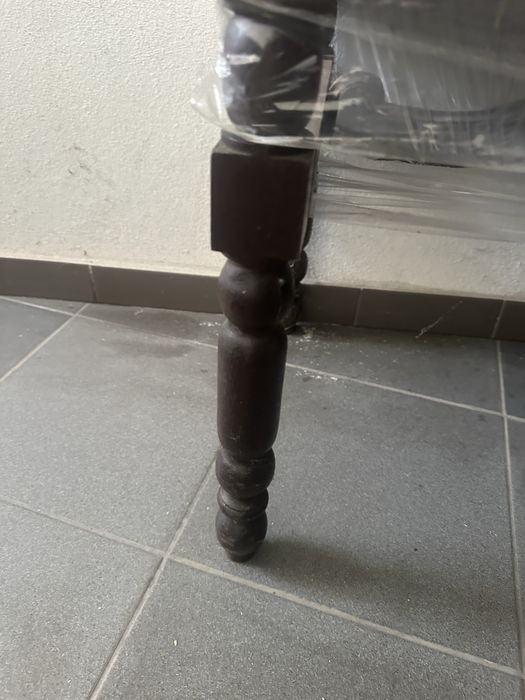 Estante/escrivaninha para restaurar