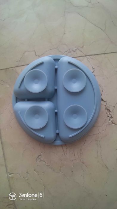 Pratinho antiderrapante e bolsa de bebé OFERTA