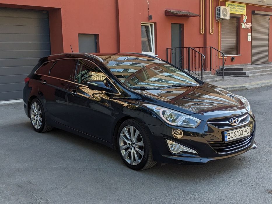 Hyundai I40 wagon в максимальній комплектації з Швейцарії