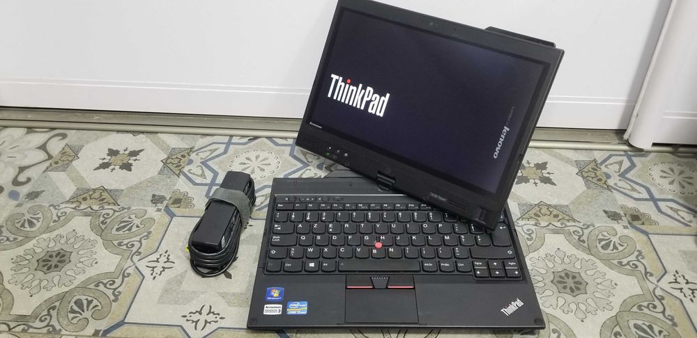 Ноутбук Lenovo Tablet ThinkPad x230 I5-3320m/4 Gb/  Сенсорний