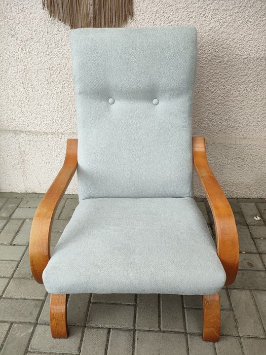 Fotel bujany świeżo obity w idealnym stanie