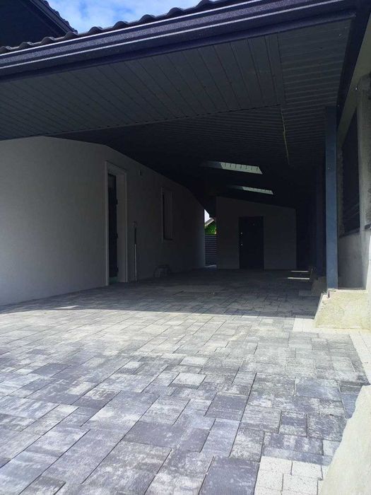 Продаж сучасного одноповерхового котеджу у с.Конопниця