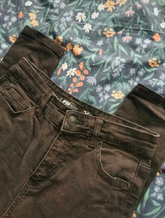 Czarne skinny jeans FB Sisterr