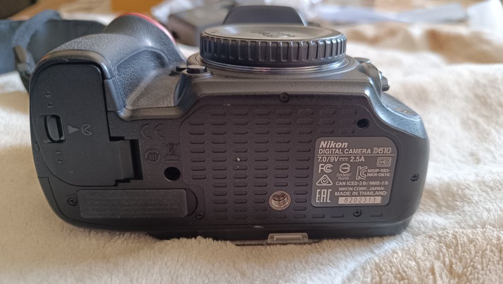 nikon d610 - купити фототехніку, відеотехніку - Ціна на OLX.ua