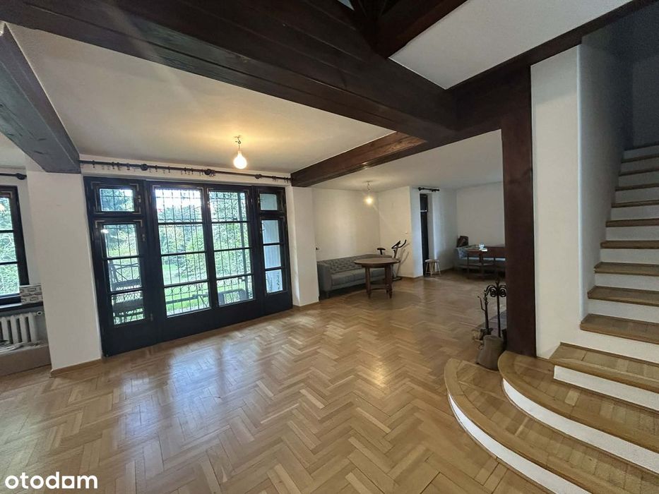 Przestronny dom z dużą działką 3500 m²