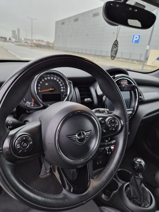 Mini Cooper D 5 portas 2019 Nacional
