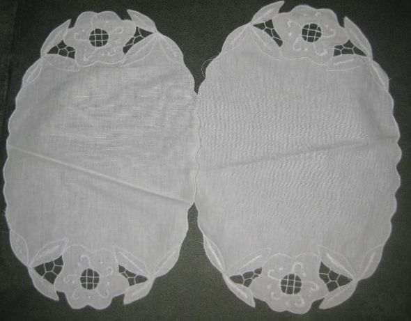 3 Panos em Linho Bordados NOVOS