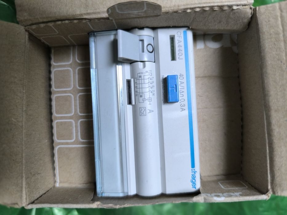 Hager CFA440J Różnicówka