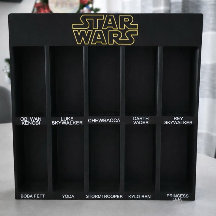 Дисплей Star Wars для кіндер-іграшок / колекційна підставка