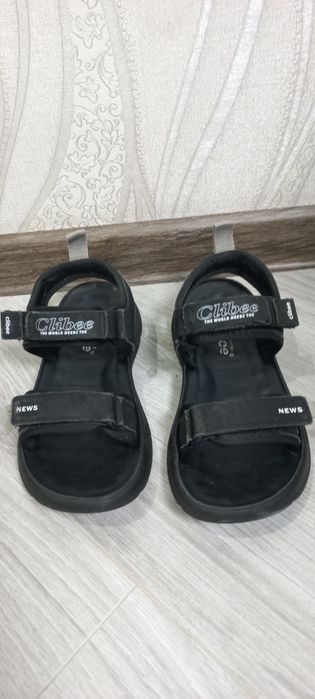 Дитячі босоніжки