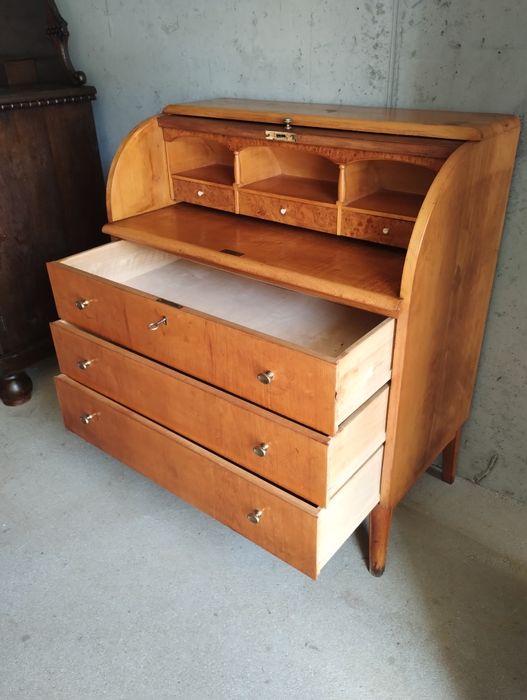 SEKRETARZYK Biurko. Dowóz do 50 km Gratis