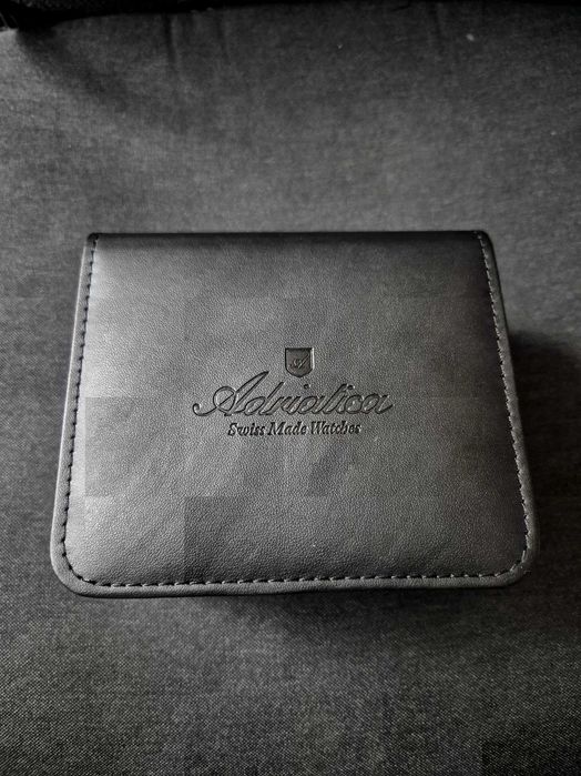 Zegarek męski Adriatica Classic Sapphire A8327.S116Q