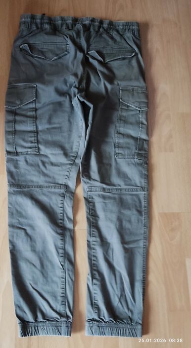 Spodnie młodzieżowe