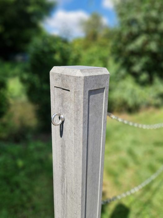 Słupek drogowy uliczny parkingowy betonowy