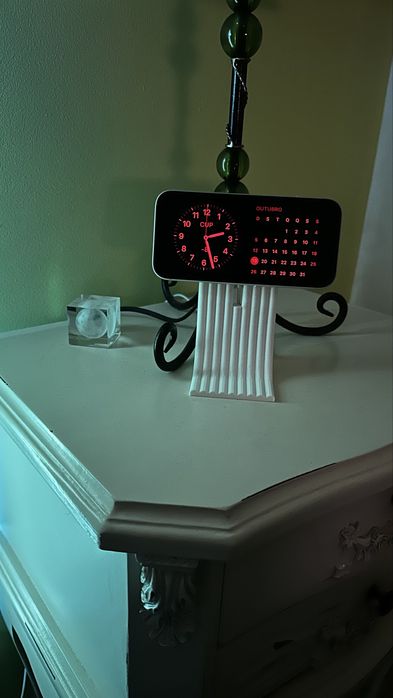 Suporte MagSafe para iPhone – Stand 3D para mesa / secretária