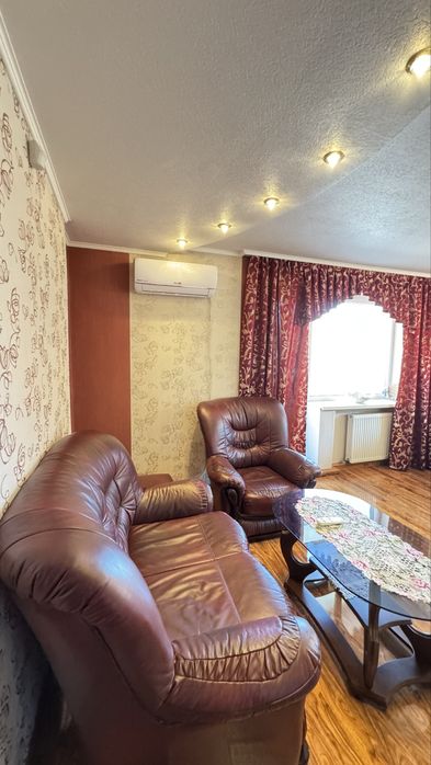 Продаж 4-кімнатної квартири, мкр-н Підгоряно