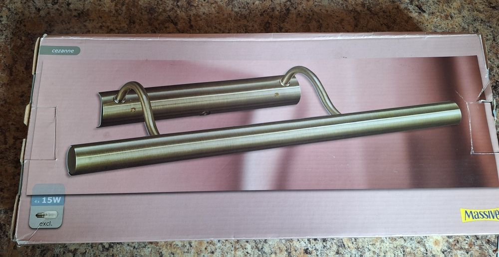 Lampa galeryjka w kolorze stare złoto