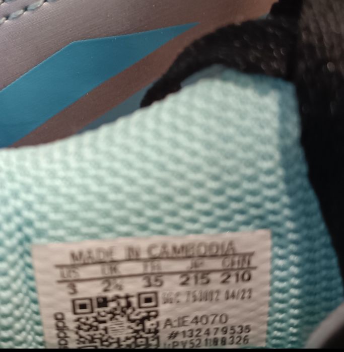 Buty halówki Adidas rozmiar 35