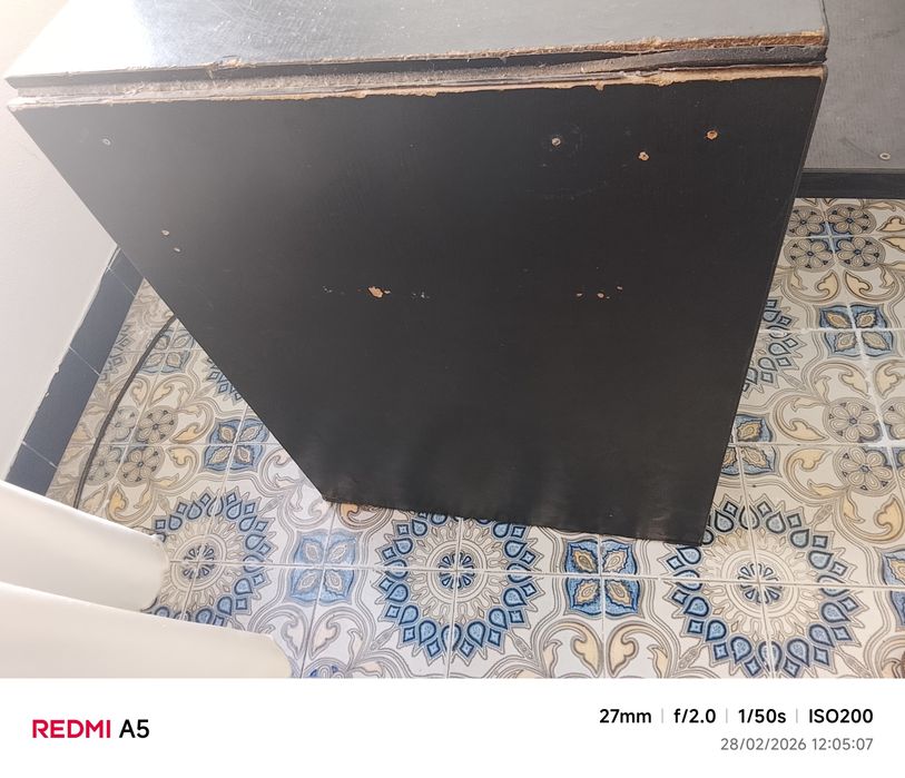 Secretaria em madeira