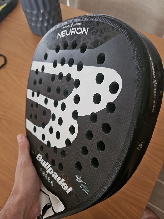 Bullpadel neuron