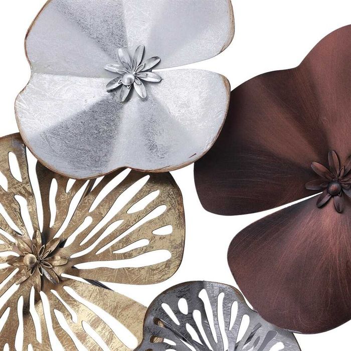 Escultura metálica de parede | Flores nenúfar