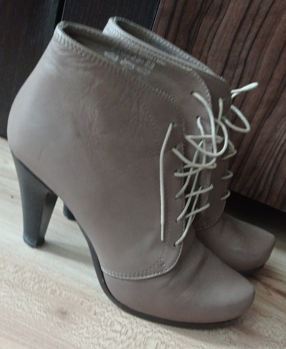 Półbuty z naturalnej skóry roz.37