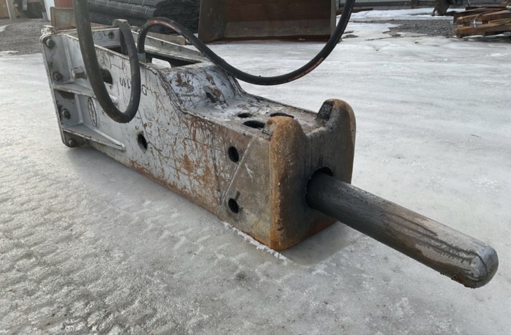 Młot Hydrauliczny Wybirzeniowy Daemo DMB 140
