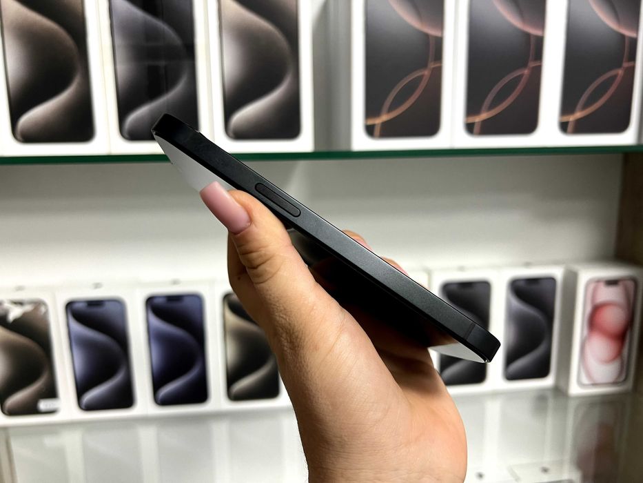 iPhone 16 е 256 Gb Neverlock / Магазин + Гарантія
