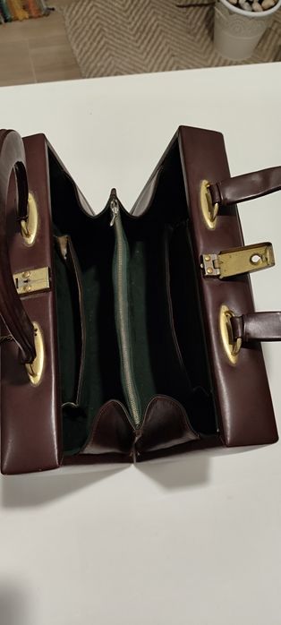 Vendo carteira em pele