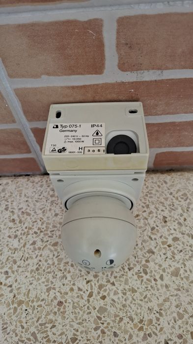 Detector de movimentos DIEHL profissional