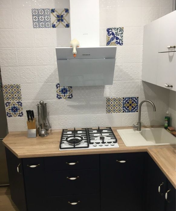 Продам 3х квартиру метро Университет Центр