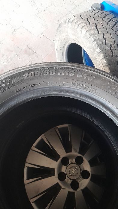 Продам резину з дисками