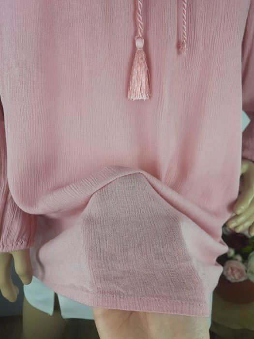 Wiskozowa koszula ażurowa koronkowa muslinowa bluzka pudrowa elegancka