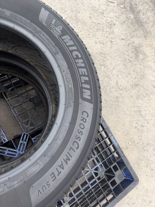 255/60 R18 Michelin CrossClimate. Шины всесезонные!