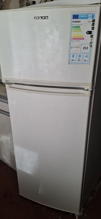 Продам холодильник .