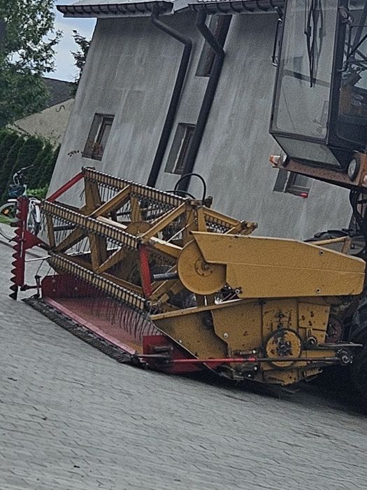 Kombajn Bizon Z056 Super/Sieczkarnia/Stół do rzepaku