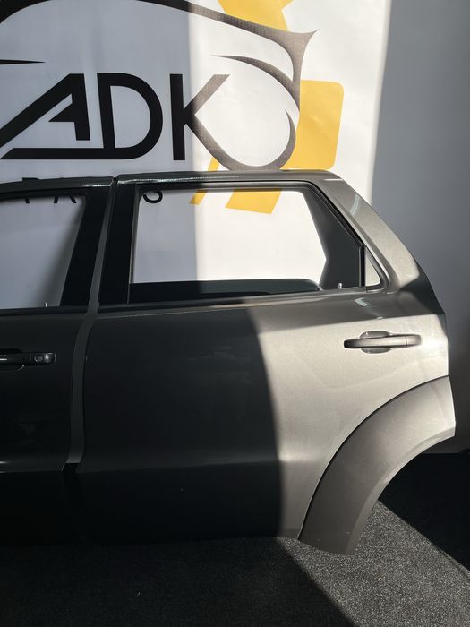 Дверь передняя левая,задняя левая, двери на Dodge Durango 2018-2025