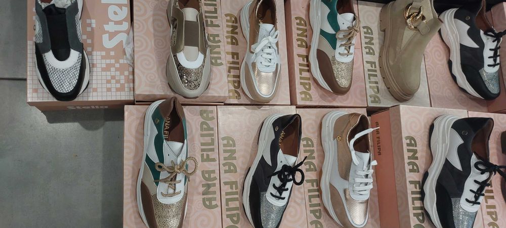 Calçados sapatilhas botas