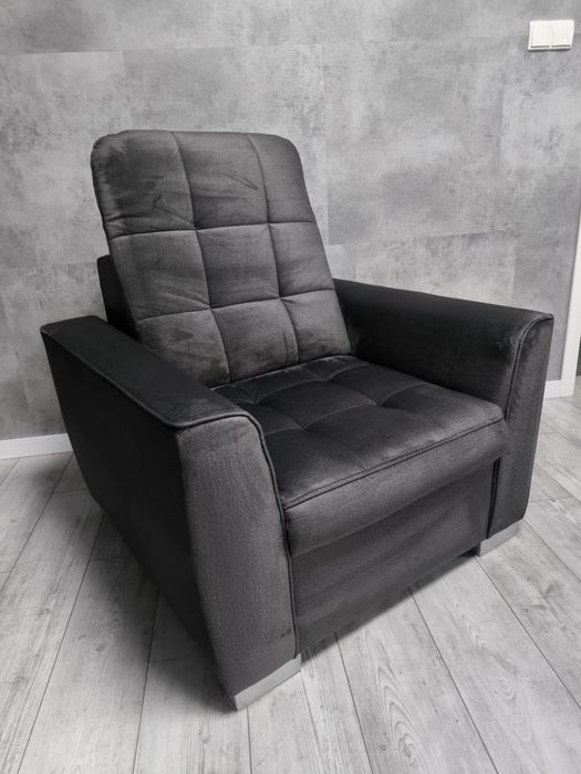 Nowy duży fotel wypoczynkowy
