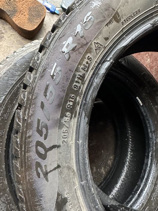 Pirelli шини зима майже нові 205/55 R16 резина комплект