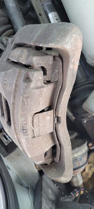 swap hamulców prawy+lewy przód 973 974 audi a6 c6 3.0tdi a4 b7