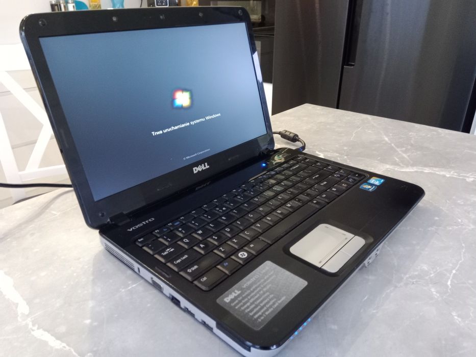 Dell Vostro 15" 250GB 4GB