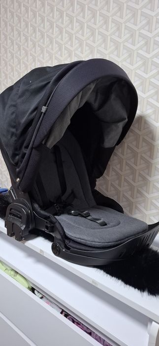 Продам коляску  Roan Ivi-2  в 1.